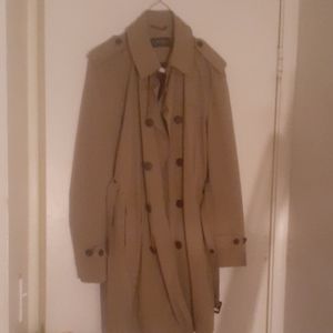 Ralph Lauren mens rain/ trench coat. Medium